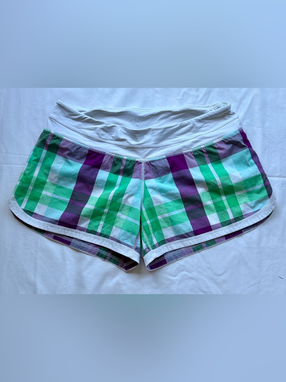 Women’s Lululemon Groovy Run Active Shorts in Foxy Plaid Green & Purple